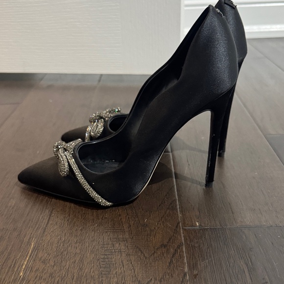 Sam Edelman Black Heels with Silver Bows - Picture 2 of 8